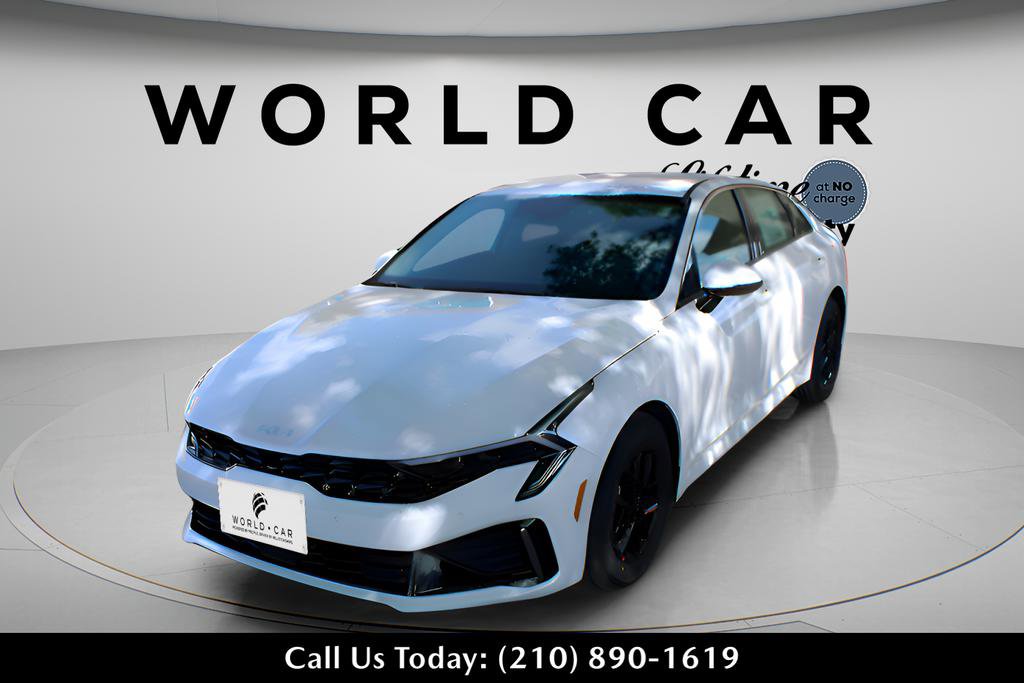 New 2026 Kia K5 LXS FWD image 3