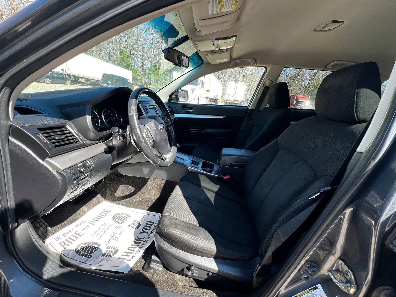 Used 2014 Subaru Outback 2.5i Premium AWD/4WD image 9