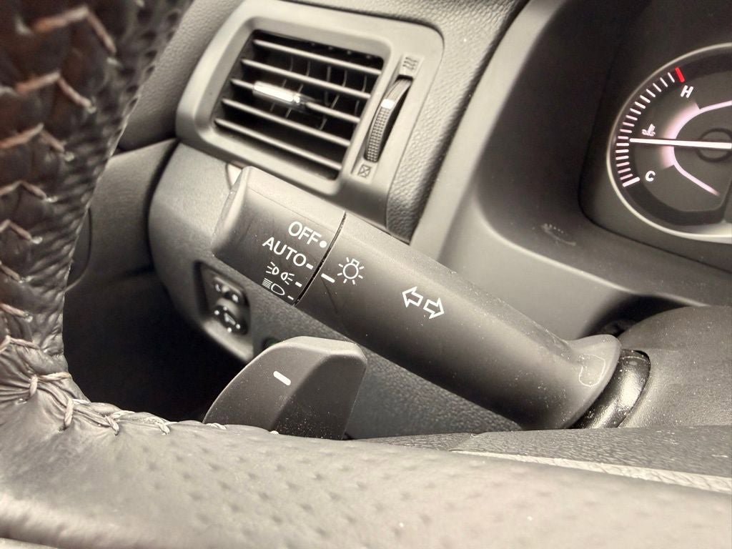 Used 2025 Honda Passport EX-L image 14