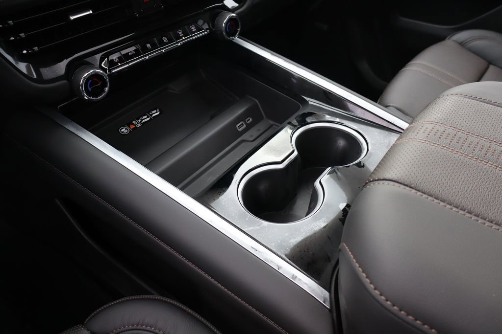 New 2026 Chevrolet Suburban High Country image 26