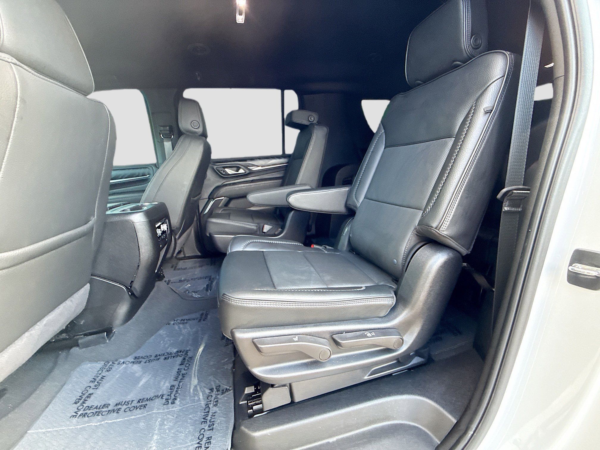 Used 2024 GMC Yukon XL Denali image 22