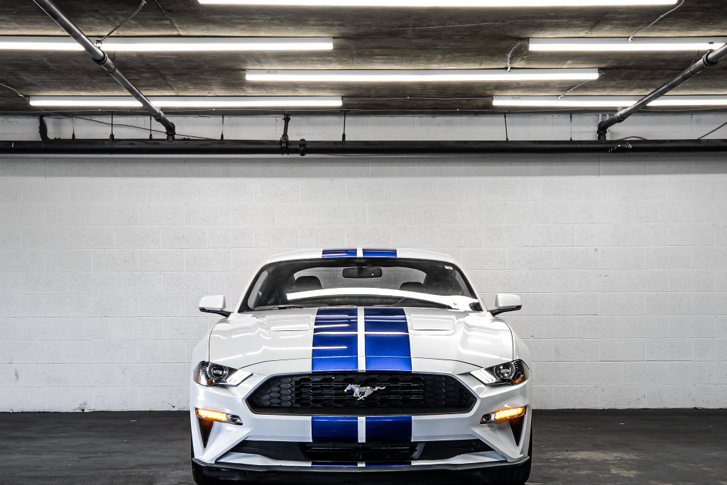 Used 2020 Ford Mustang Premium RWD image 8