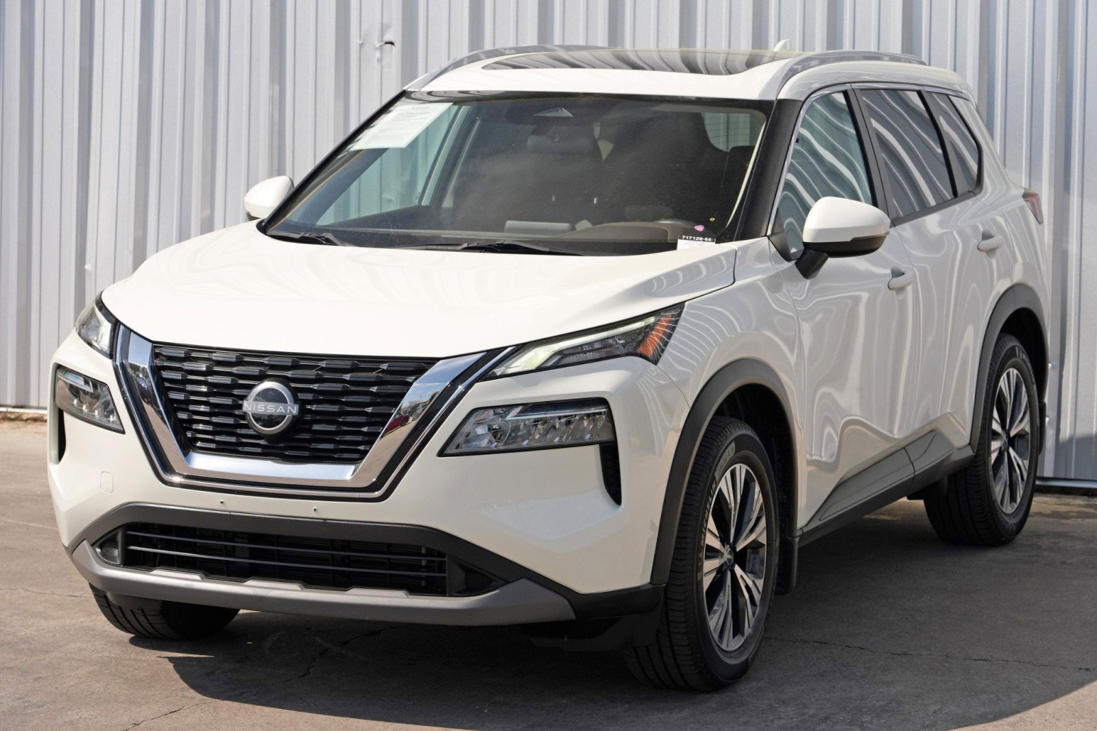 Used 2022 Nissan Rogue SV w/ SV Premium Package FWD image 38