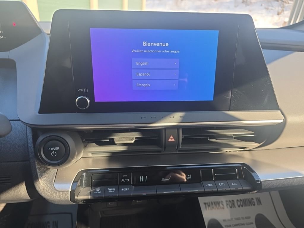 Used 2024 Toyota Prius LE image 21