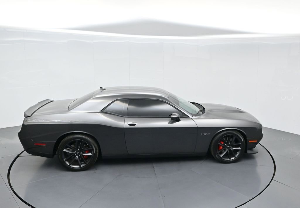 Used 2022 Dodge Challenger R/T w/ Performance Handling Group image 57