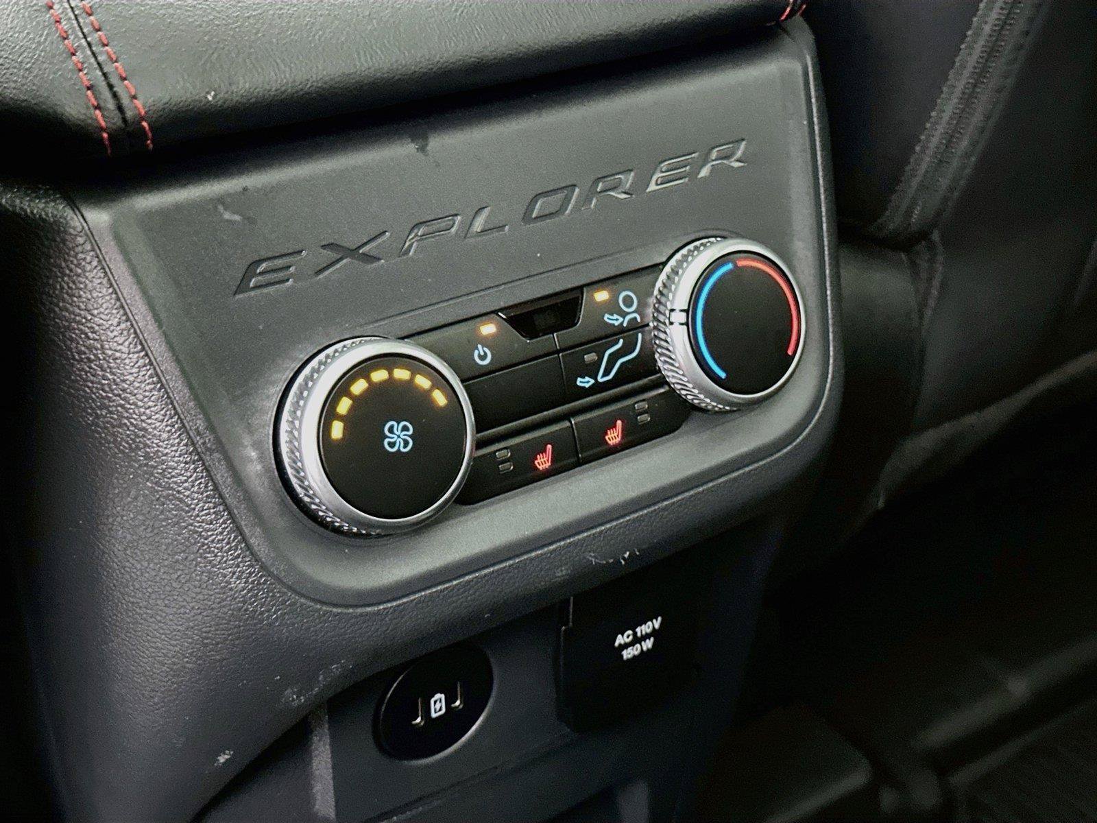 Used 2025 Ford Explorer ST AWD/4WD image 34