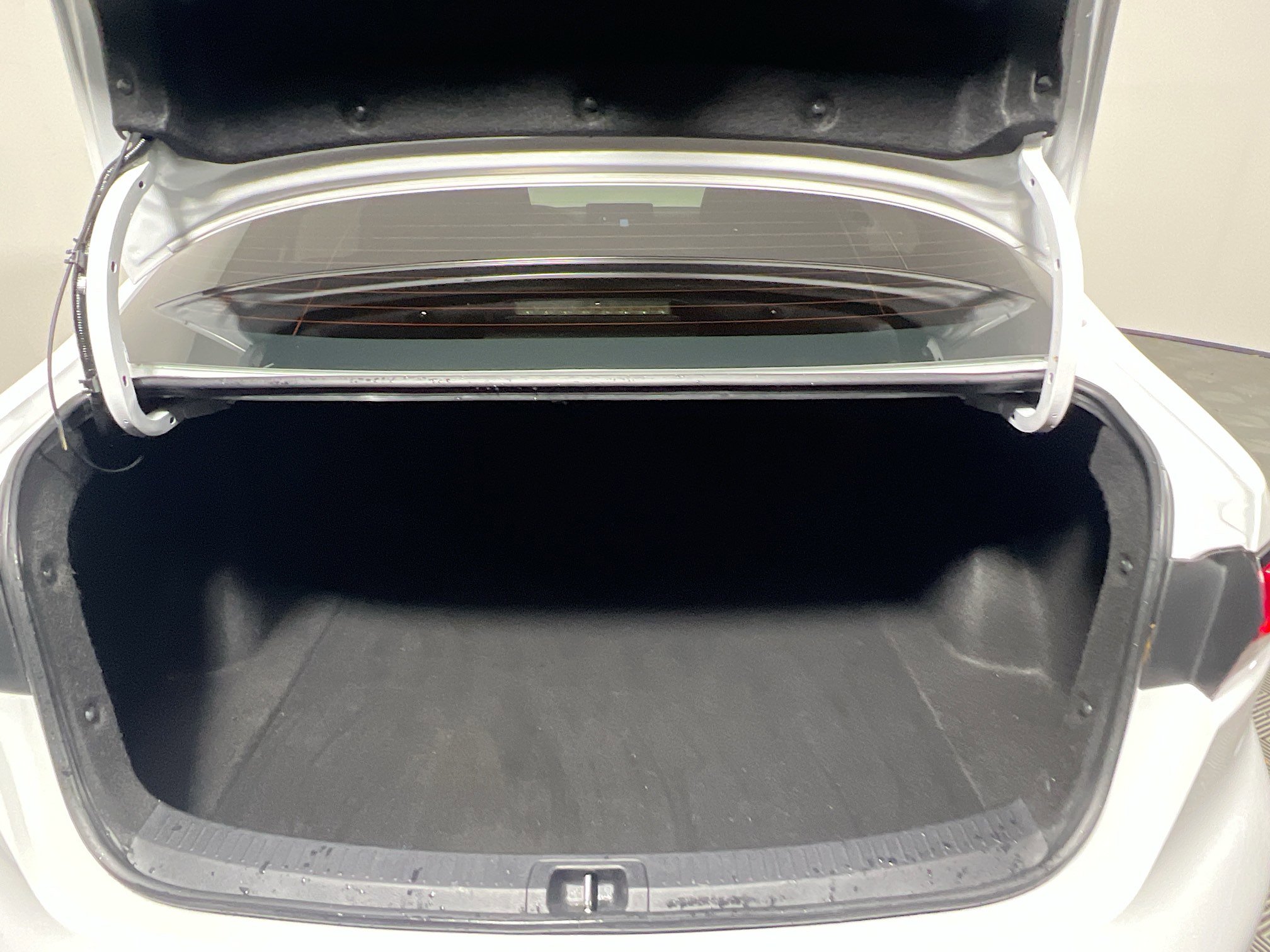 Used 2024 Toyota Corolla LE FWD image 33
