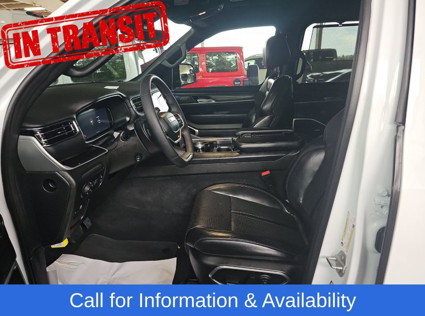 Used 2023 Jeep Wagoneer 4WD w/ Premium Group I image 17