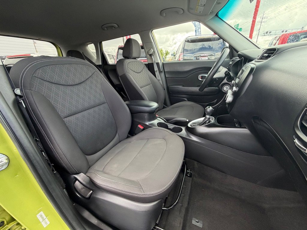 Used 2015 Kia Soul FWD image 8