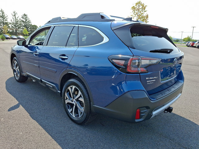 Used 2022 Subaru Outback Touring AWD/4WD image 5