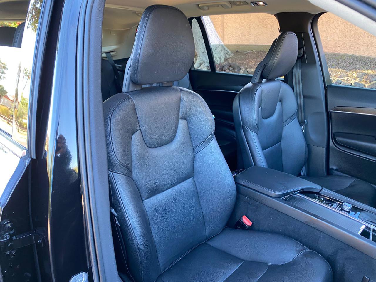 Used 2020 Volvo XC90 T6 Momentum image 54