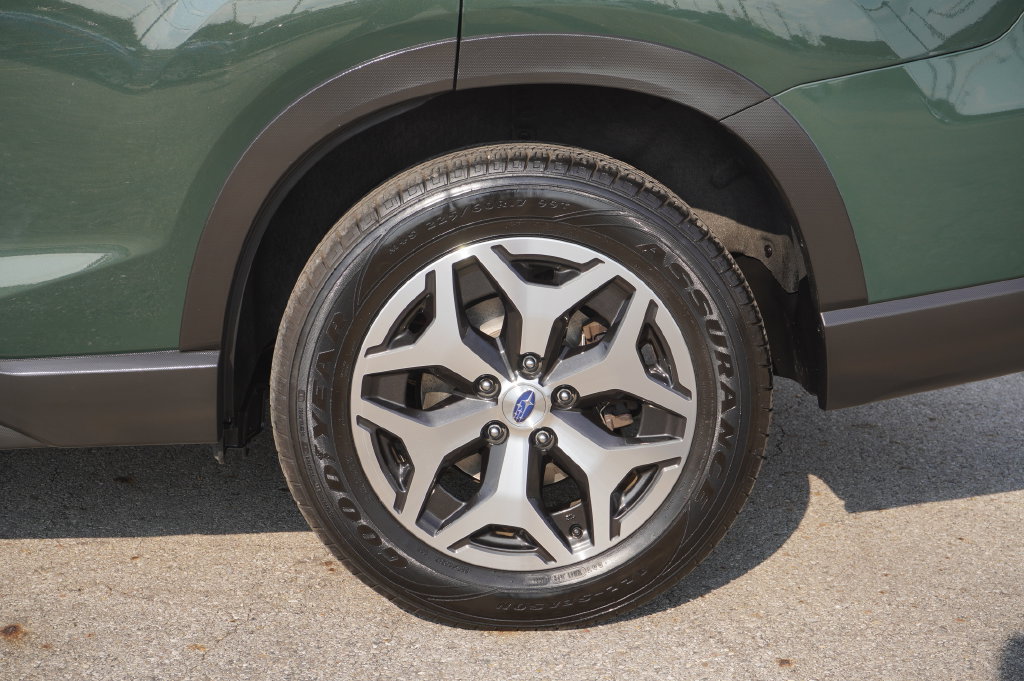Used 2023 Subaru Forester Premium AWD/4WD image 11
