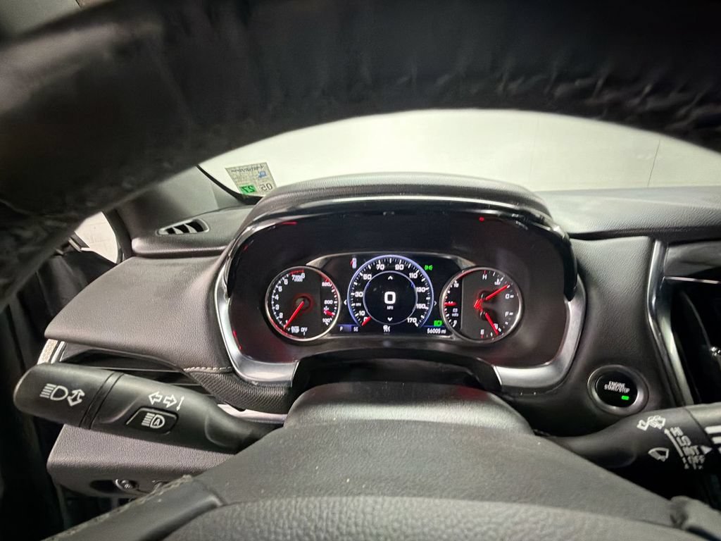 Used 2023 Chevrolet Traverse Premier w/ Redline Edition FWD image 11