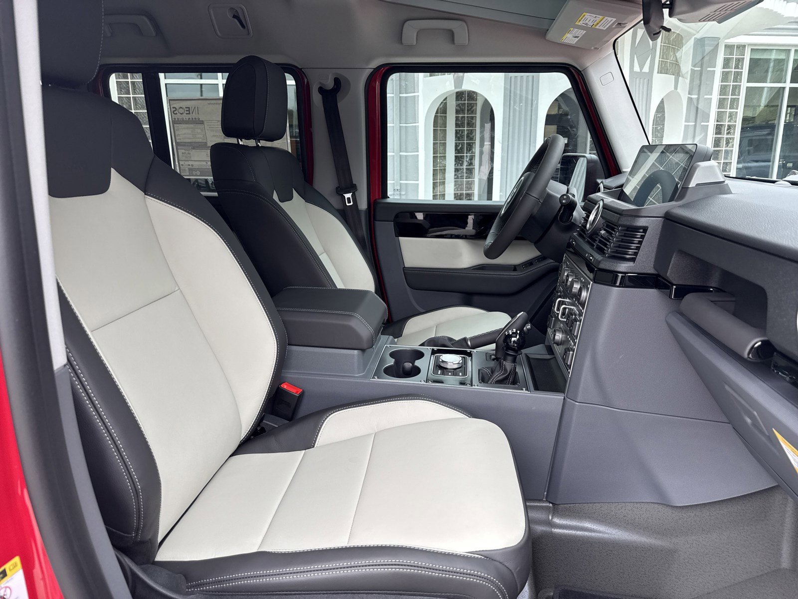 Used 2025 INEOS Grenadier Fieldmaster Edition image 31