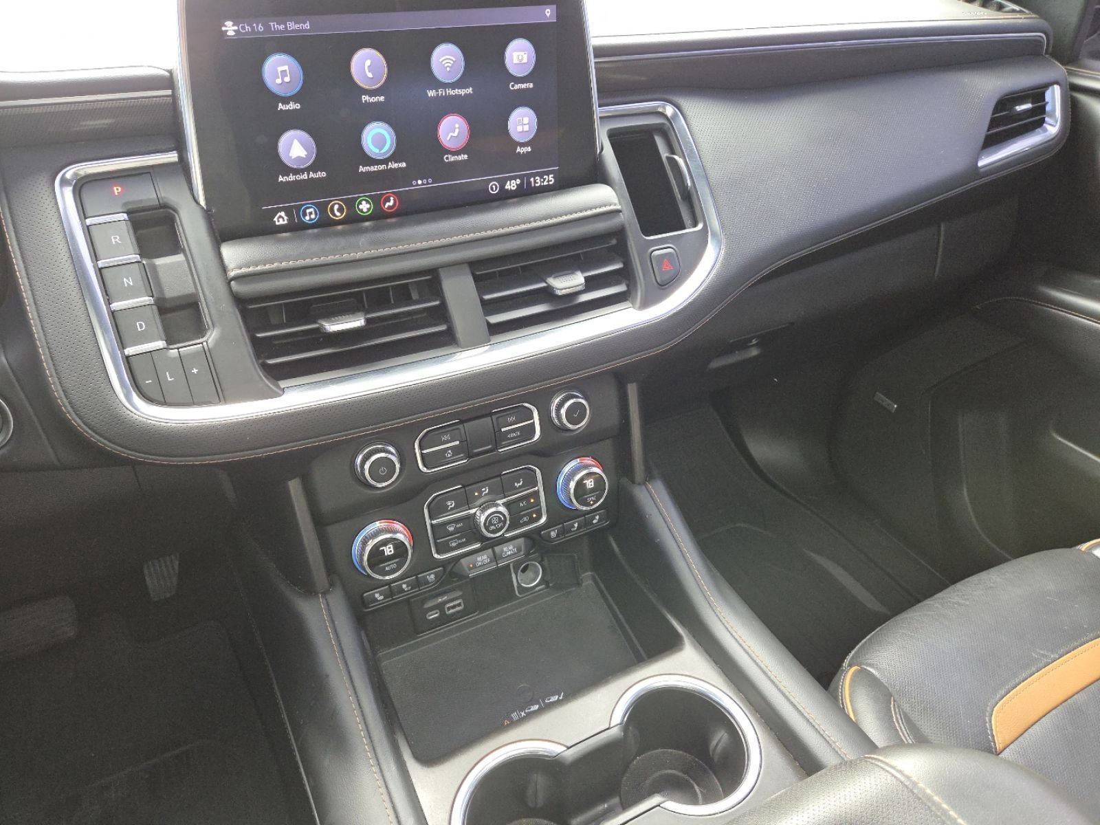 Used 2021 GMC Yukon AT4 w/ Technology Package image 32