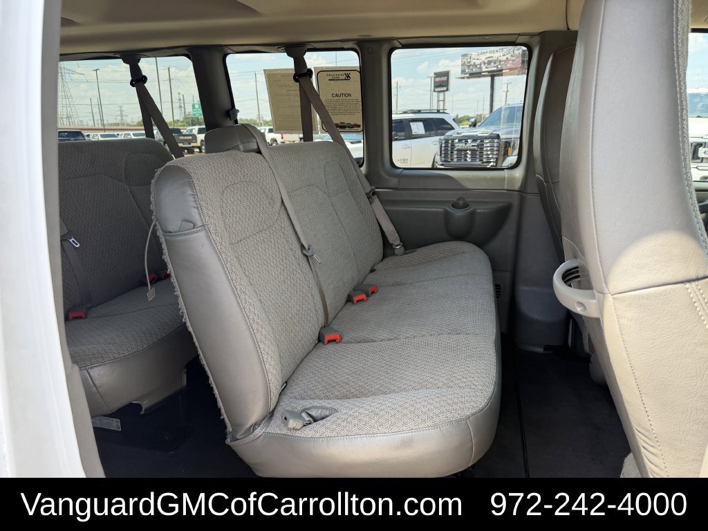 Used 2025 Chevrolet Express 3500 LT w/ LT Preferred Equipment Group RWD image 31