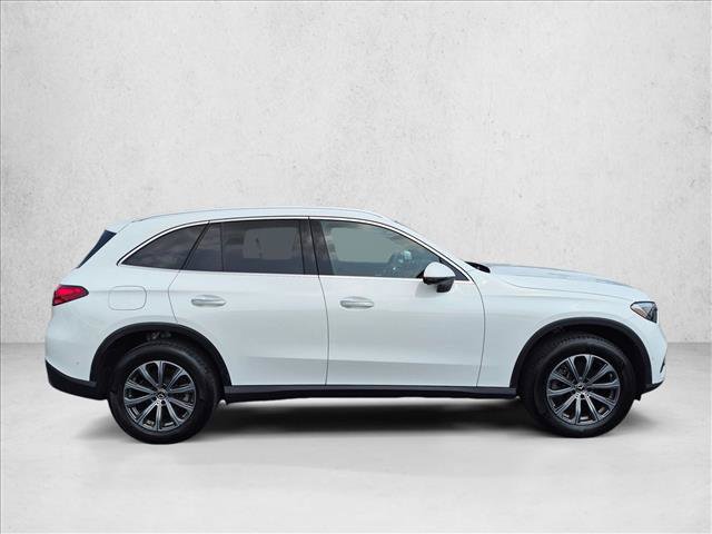 Certified 2025 Mercedes-Benz GLC 300 4MATIC image 4