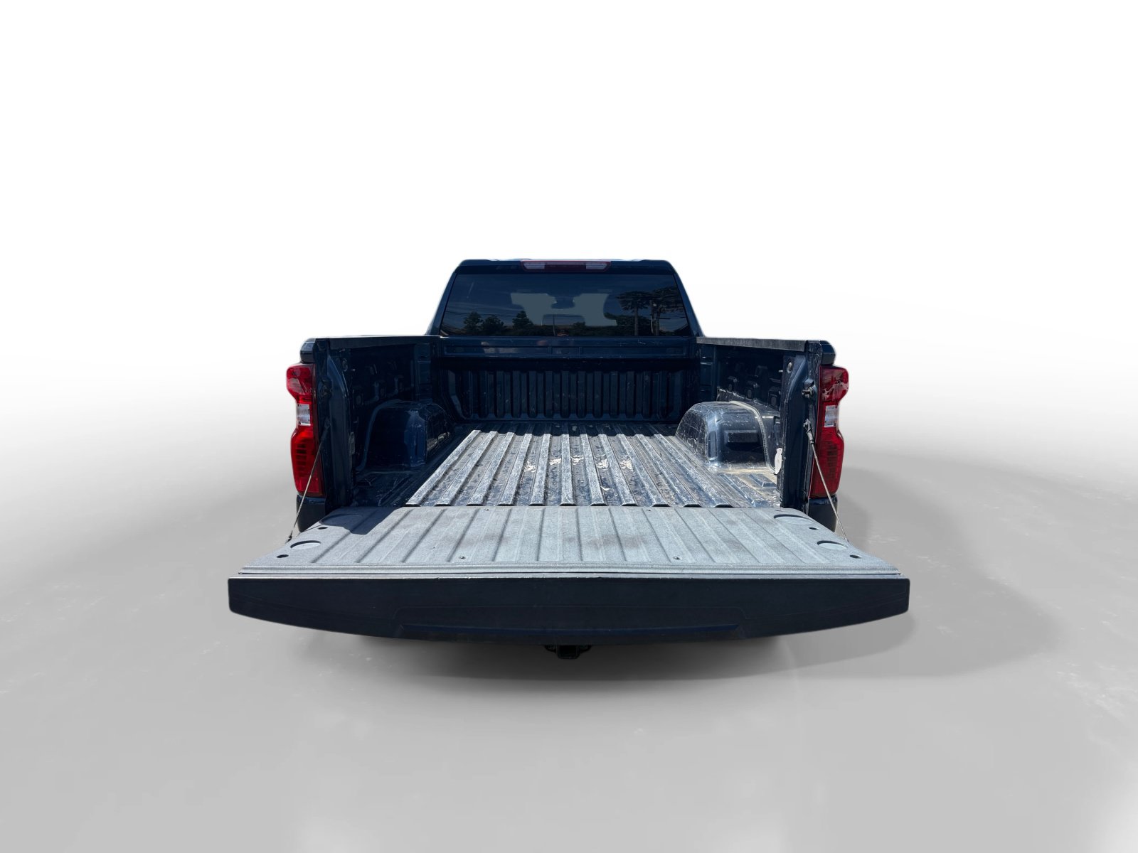 Used 2023 Chevrolet Silverado 1500 LT AWD/4WD image 17