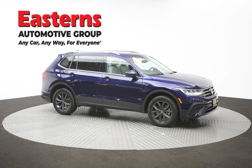 Used 2023 Volkswagen Tiguan SE AWD/4WD image 47