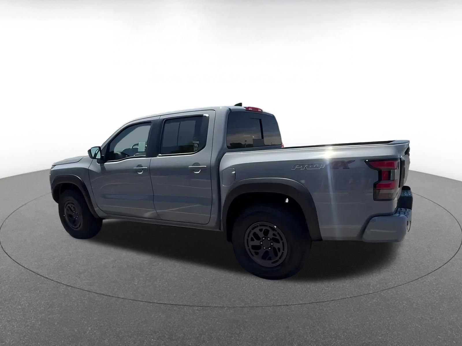 Used 2026 Nissan Frontier PRO-4X AWD/4WD image 10