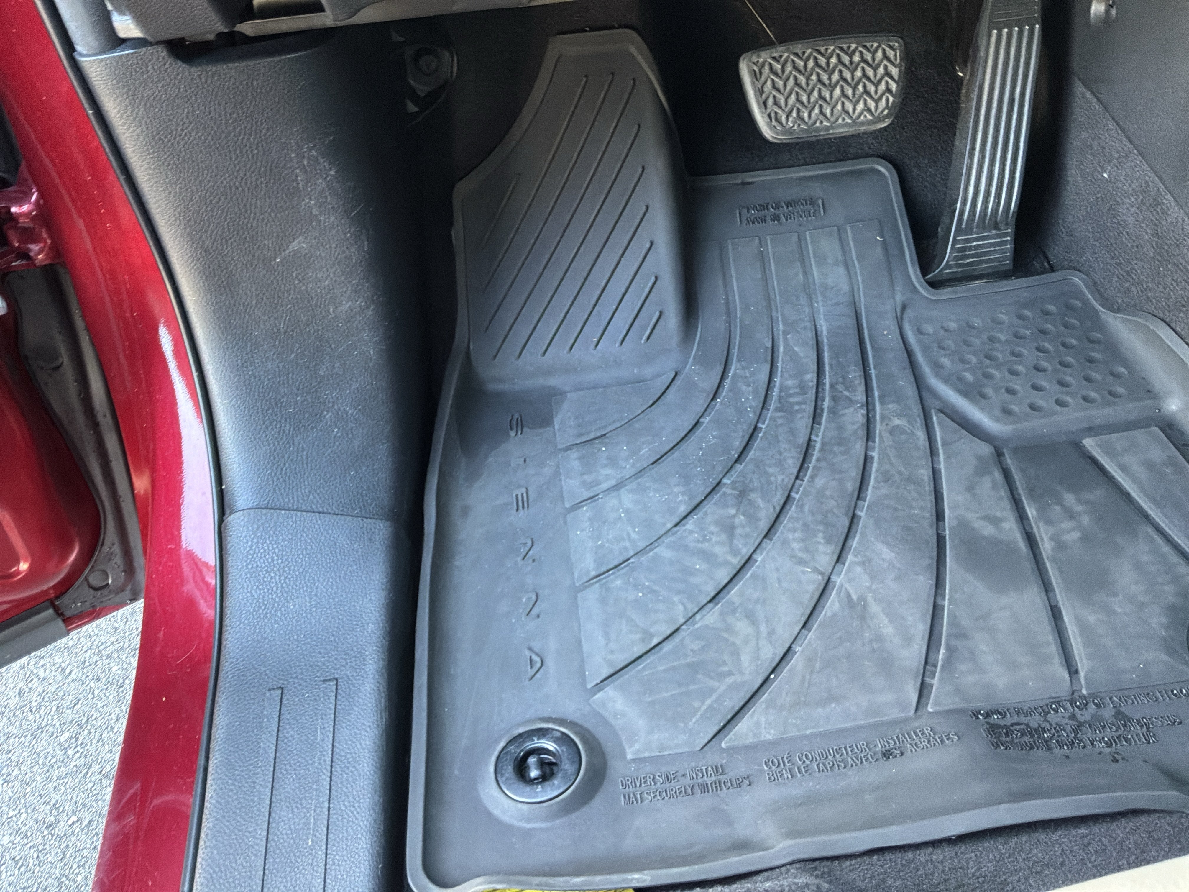 Used 2021 Toyota Sienna XLE FWD image 17