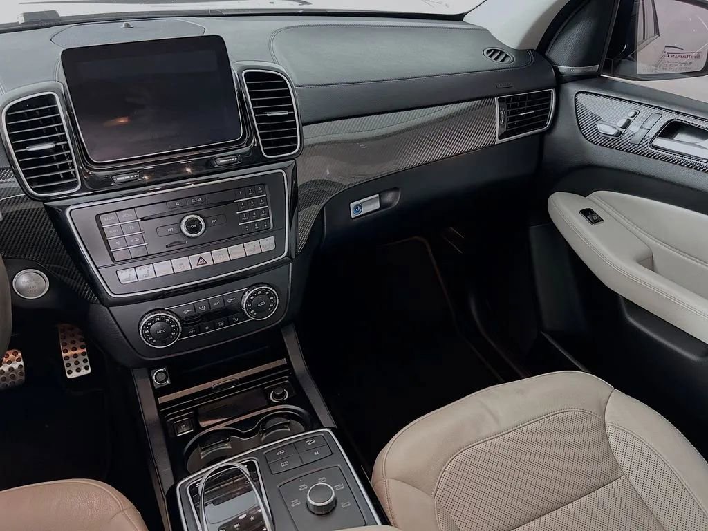Used 2018 Mercedes-Benz GLE 43 AMG 4MATIC image 25