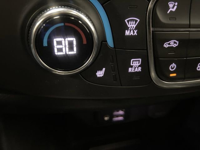 Used 2023 Chevrolet Traverse RS image 8