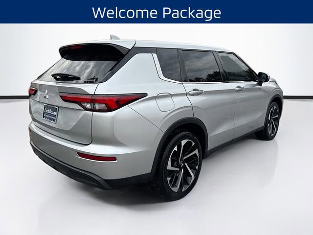 Used 2022 Mitsubishi Outlander ES image 8