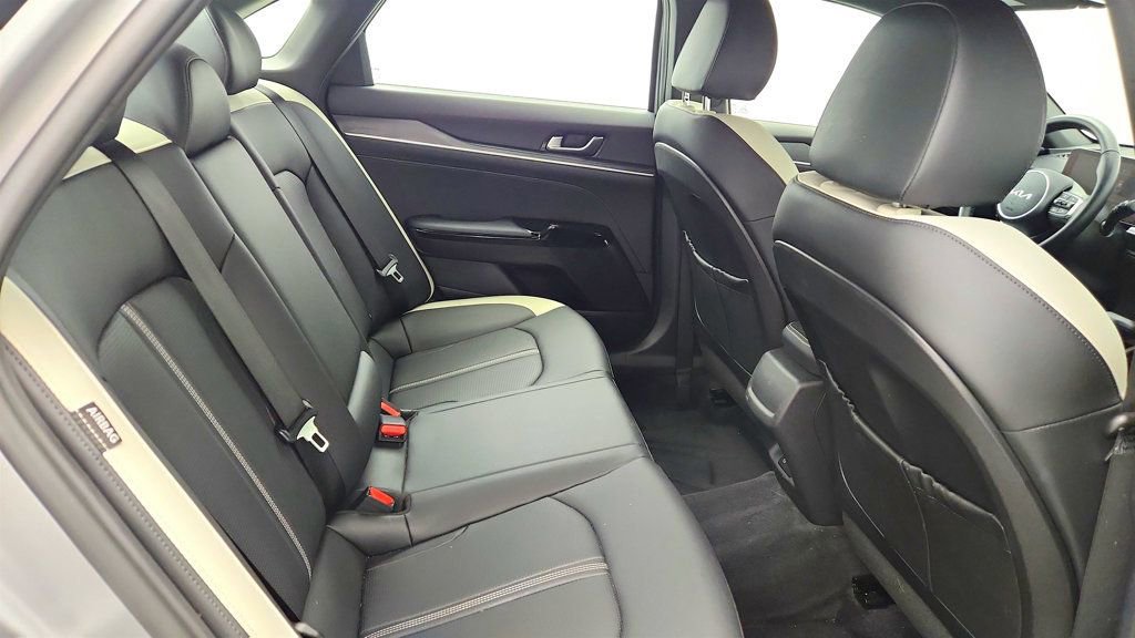 Used 2025 Kia K5 GT-Line w/ GT-Line Premium Package FWD image 22