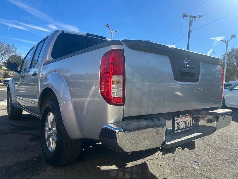 Used 2016 Nissan Frontier SV RWD image 6