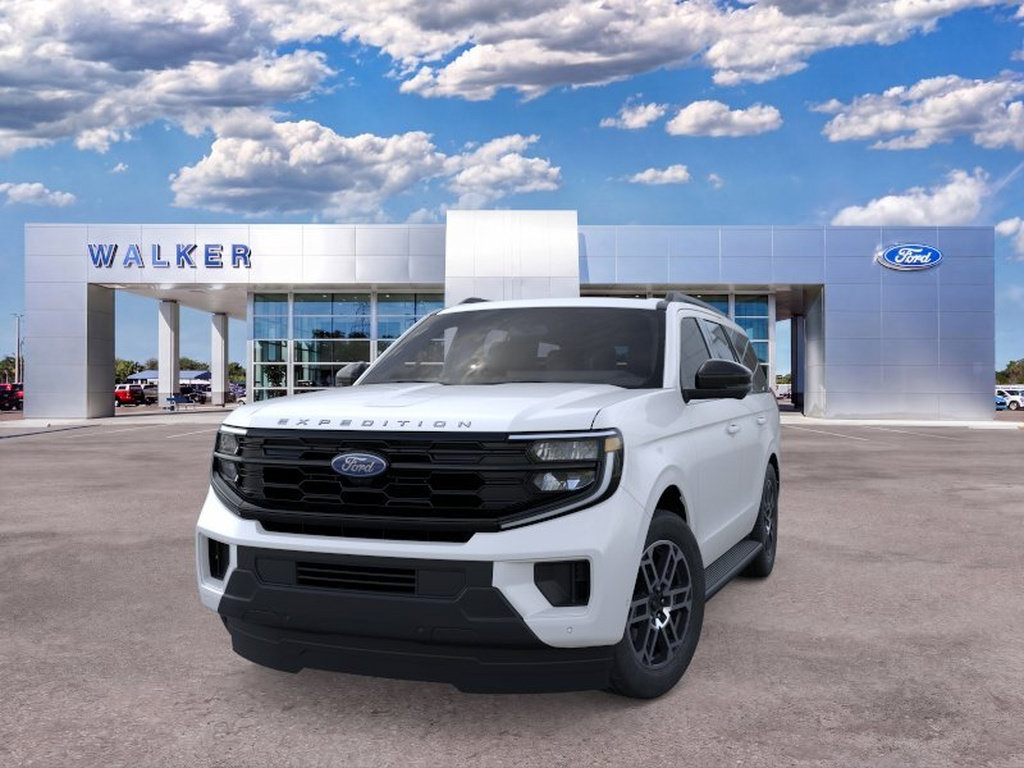 New 2026 Ford Expedition Active RWD image 2