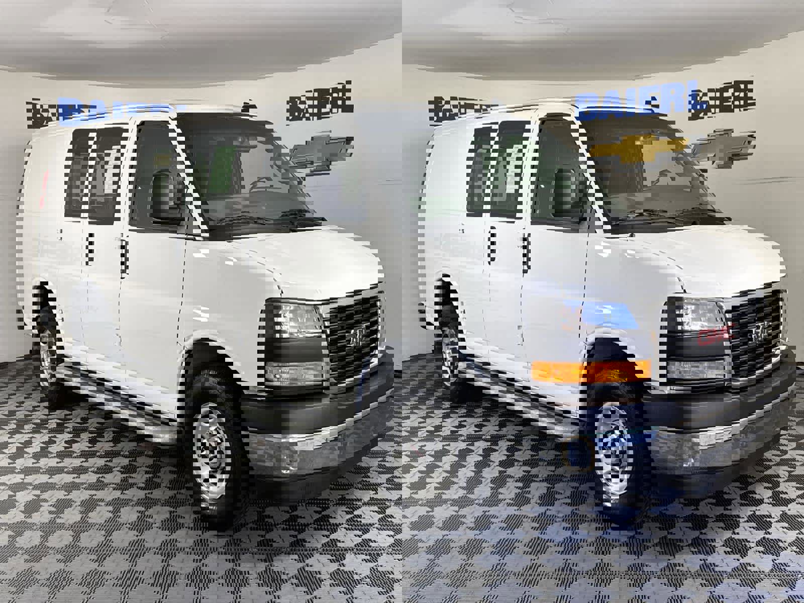 Used 2024 GMC Savana 2500 w/ Driver Convenience Package image 7