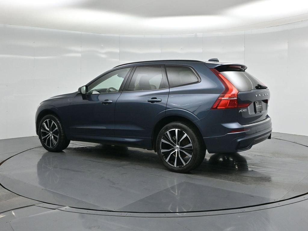Used 2023 Volvo XC60 B5 Plus image 6