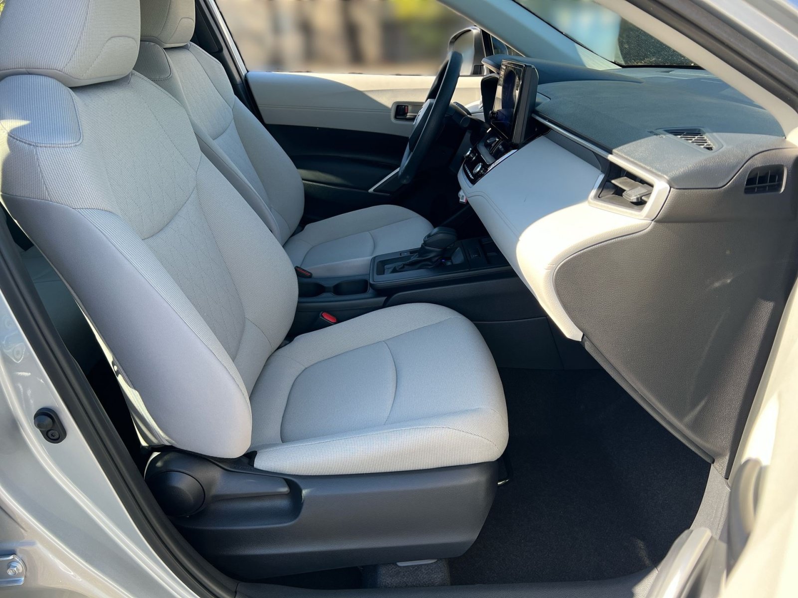 New 2026 Toyota Corolla Cross L FWD image 25
