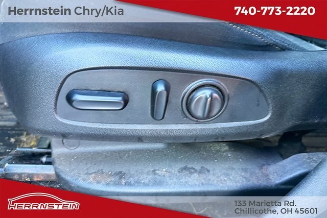 Used 2018 Chevrolet Equinox LT image 16