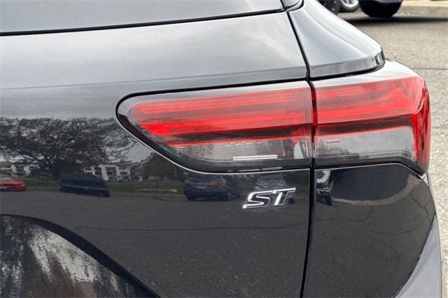 Used 2022 Buick Envision Essence w/ Sport Touring Package image 50