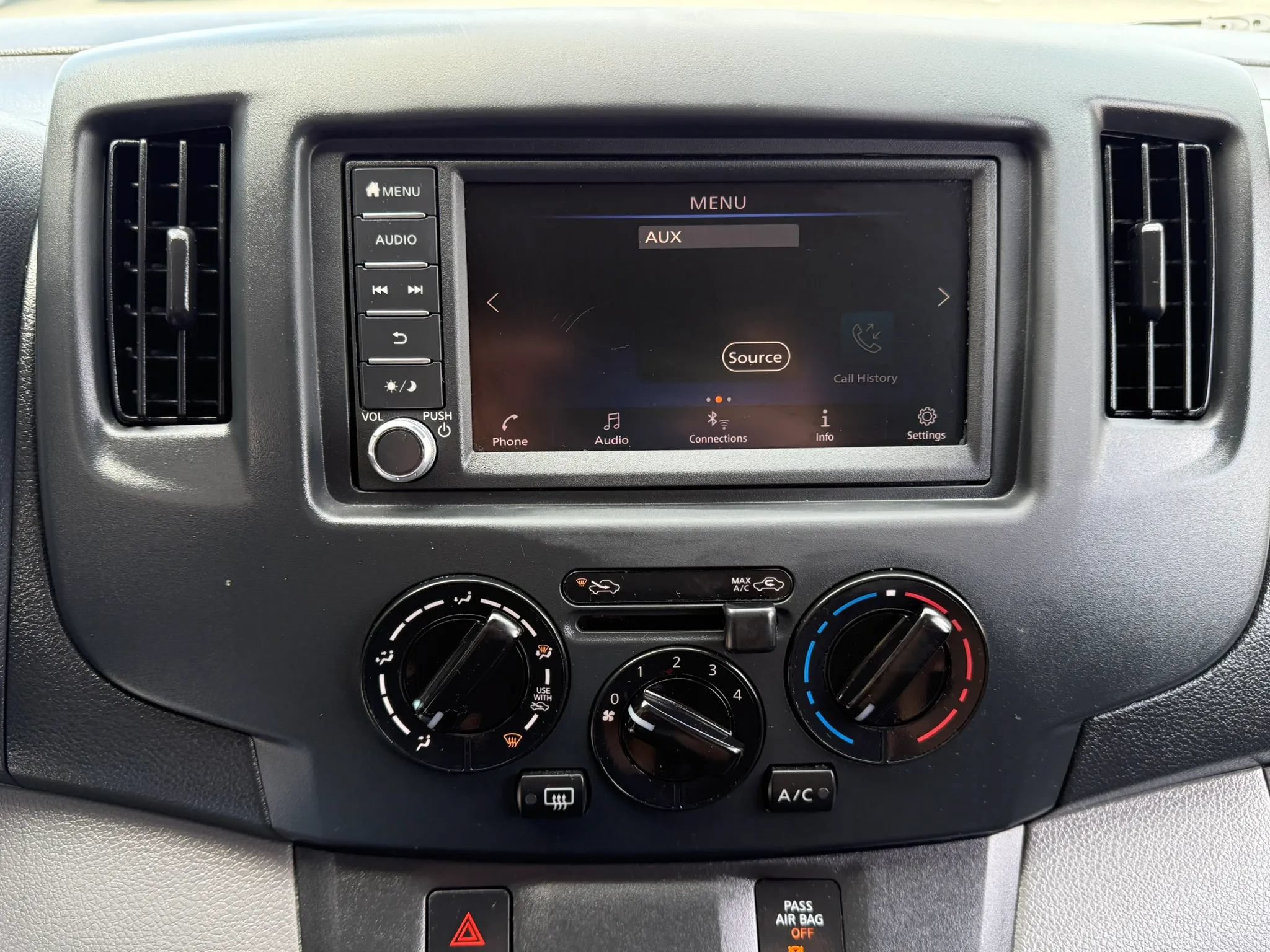 Used 2021 Nissan NV200 SV w/ Back Door Glass Package FWD image 5