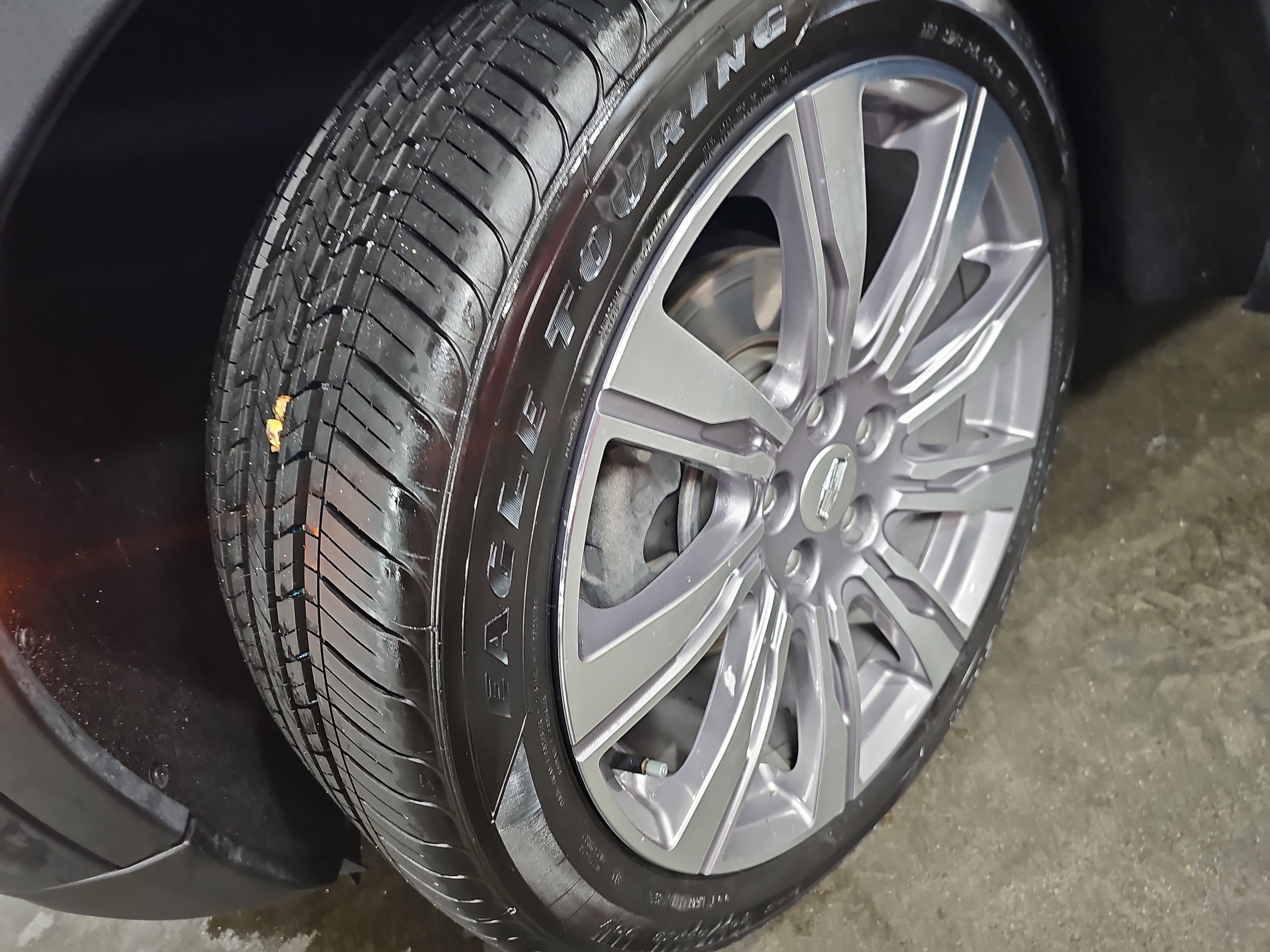 Used 2021 Cadillac XT4 Luxury w/ Cold Weather Package image 33