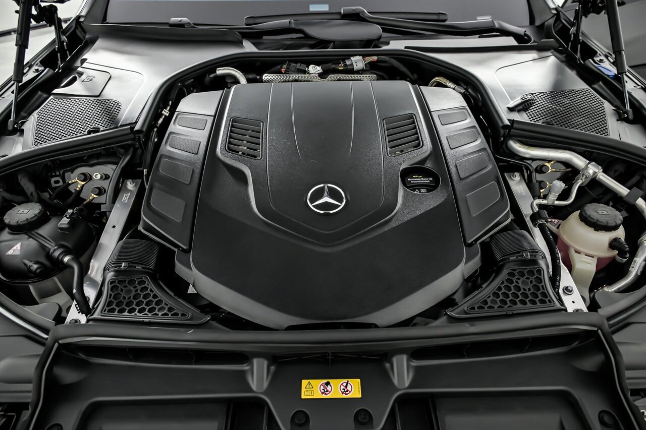 Used 2025 Mercedes-Benz S 580 4MATIC Sedan image 17