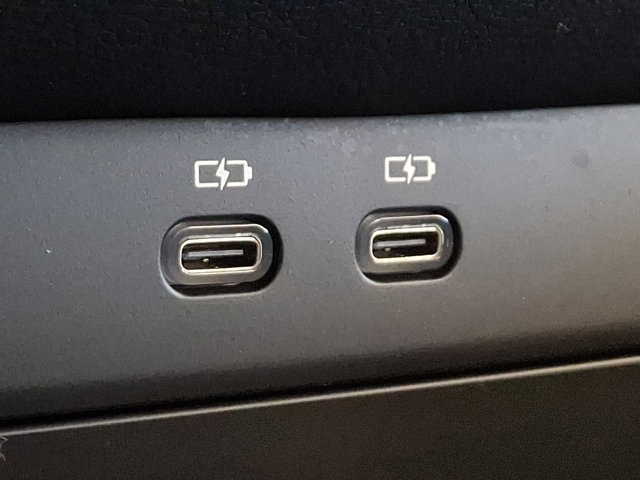 Used 2024 Lexus LS 500 AWD w/ Interior Upgrade Package image 23