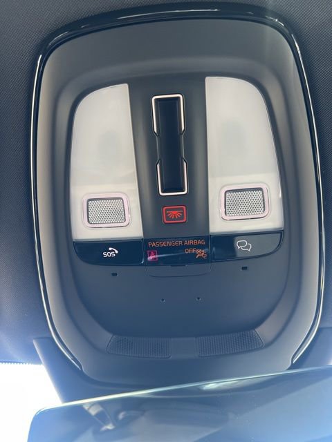 New 2026 Volvo XC90 B5 Core w/ Protection Package Premier image 19