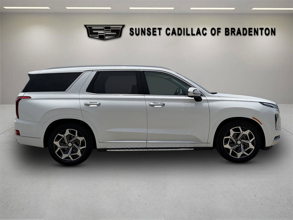 Used 2021 Hyundai Palisade Calligraphy FWD image 2