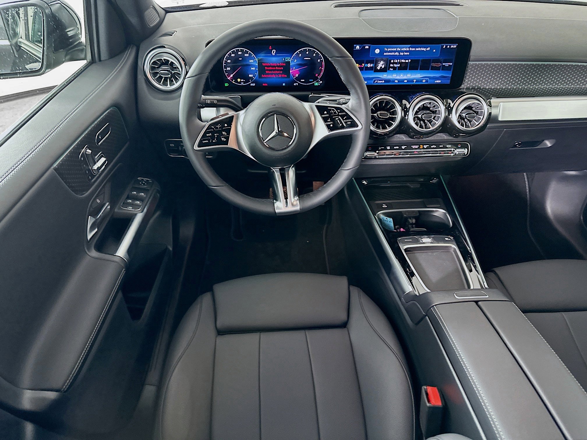 Used 2026 Mercedes-Benz GLB 250 4MATIC image 54