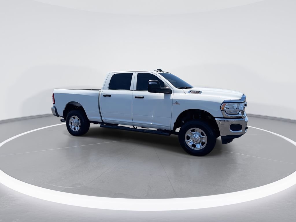 Used 2024 RAM 2500 Tradesman w/ Chrome Appearance Group AWD/4WD image 2
