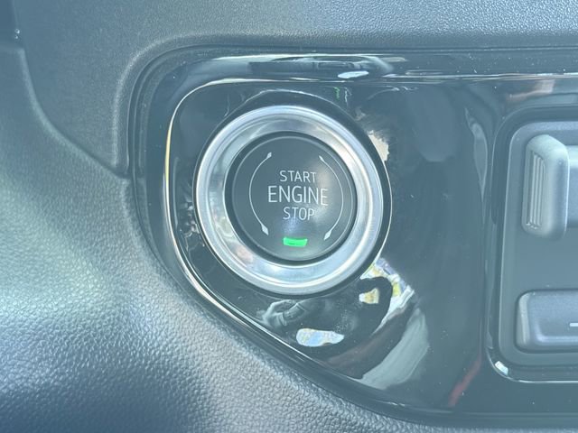 Used 2025 Chevrolet Silverado 1500 LT w/ Safety Package image 20