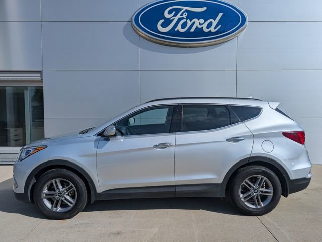 Used 2017 Hyundai Santa Fe Sport w/ 2.4L Tech Package 04 image 2
