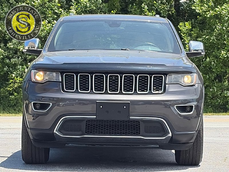 Used 2017 Jeep Grand Cherokee Limited AWD/4WD image 2