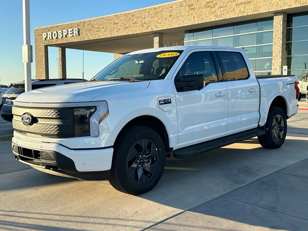 New 2025 Ford F150 Lightning Flash image 32