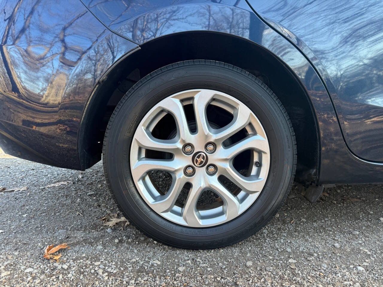 Used 2016 Scion iA Base 4dr Sedan 6M image 17