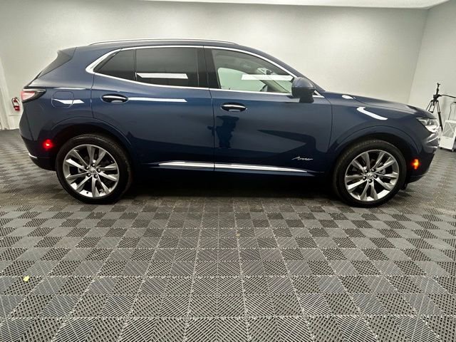 Used 2022 Buick Envision Avenir w/ Technology Package II image 17